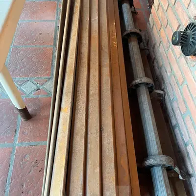 Persiana de madera antigua completa – Para restaurar